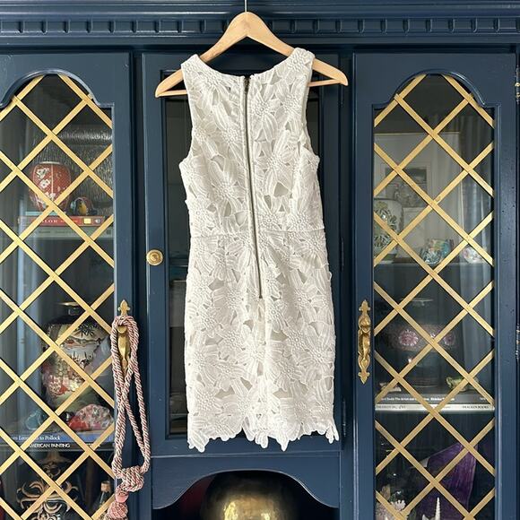 ASTR Dress Mini Cocktail White Floral Lace Sheath Fitted Bridal Summer X Small - Picture 5 of 9